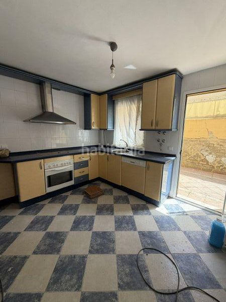 Foto bbc0bcab-2eb8-4d25-b0c1-b5d59832878b. Casa amb aparcament a colores - entreparques Sevilla
