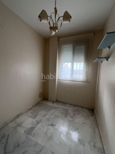 Foto f856e766-f74a-4f50-850a-10fe37ae9d01. Pis amb aparcament a Burguillos