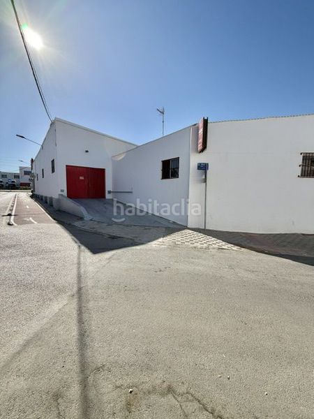 Foto 5c4b162e-72e2-490e-98ca-3873cfac242d. Capannone industriale in Salesianos Utrera