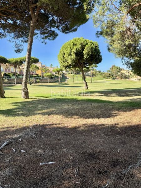 Foto bd54a28b-d8f2-46ac-b6ac-fa39a4c117ca. Pis amb aparcament a Islantilla golf Islantilla