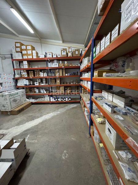 Foto bab9f072-8ab2-40a1-9551-5eb871956956. Nau industrial a San Jerónimo - La Bachillera Sevilla