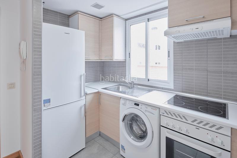 Foto f0075c24-56b1-4ebd-b3c9-0a4fd8e10d94. Attico con riscaldamento piscina in Butarque Madrid