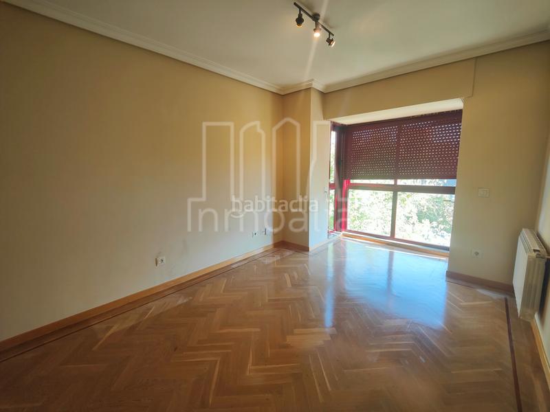 Foto e9169b6f-5878-44f7-b8ac-10435090602f. Rent flat with heating pool in Media Legua Madrid