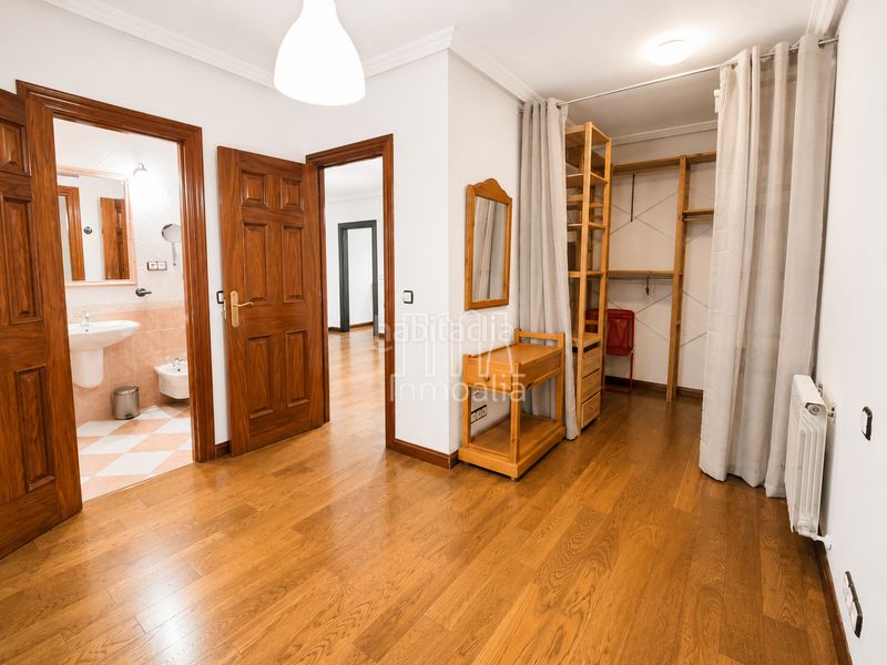 Foto b18cbcbc-bcfc-4a8c-b8ad-36f827f3861d. Piso en Arapiles Madrid