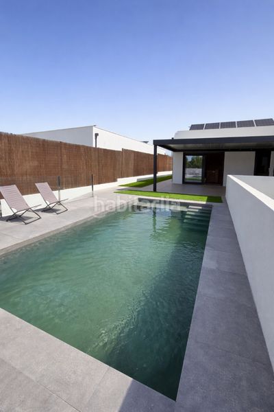 Foto 7c62b930-b348-44df-92ed-64adc95bd651. Xalet amb aparcament piscina a Cerceda