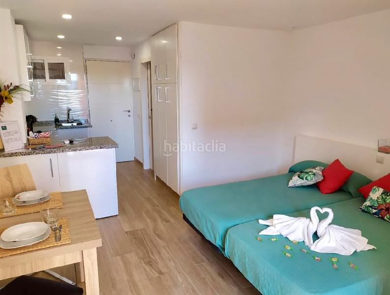 Foto 0ccb0475-7d12-4192-a71f-e965d3a8db98. Estudio  reformado ,piscina,licencia turistica en Benalmádena