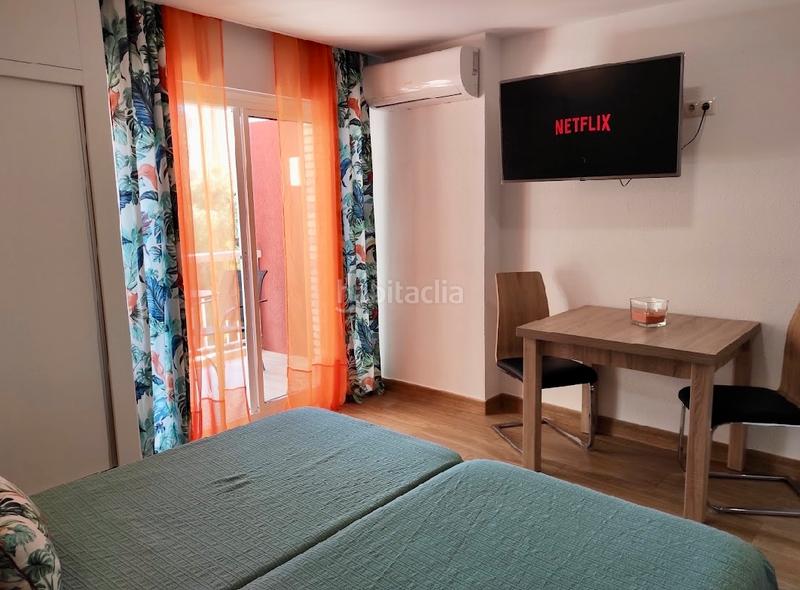 Foto 228802c8-72d4-4a52-b776-d63279820aab. Estudio  reformado ,piscina,licencia turistica en Benalmádena