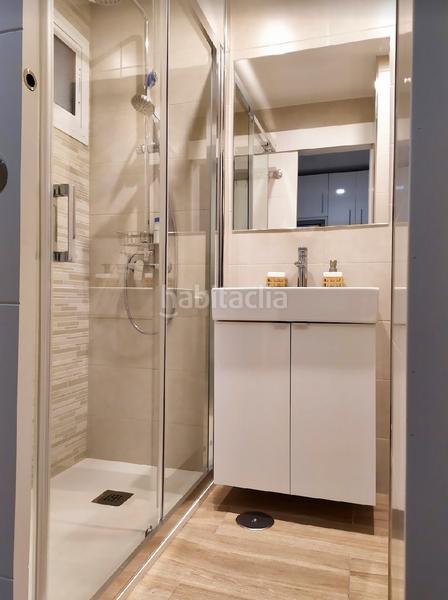 Foto 3447b0f0-385b-4dec-b858-f1bdcb256fec. Estudio  reformado ,piscina,licencia turistica en Benalmádena