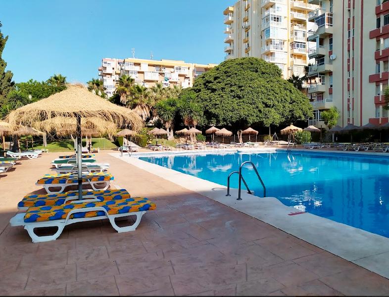 Foto 94ee29c9-0e28-4074-bbbf-4316b487ea0c. Estudio  reformado ,piscina,licencia turistica en Benalmádena