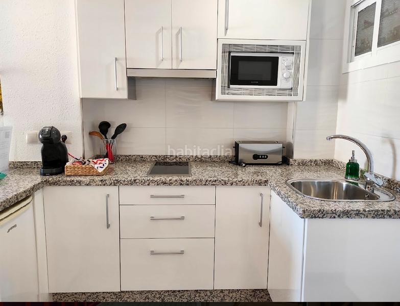Foto bb4615ec-0dd7-4424-9e6f-39ce39e43efb. Estudio  reformado ,piscina,licencia turistica en Benalmádena