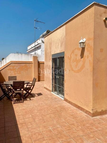Foto f727ba43-2b4f-4a48-bb63-e10725c0df41. Piso gran duplex atico con ascensor garaje y magnifica terraza en Dos Hermanas
