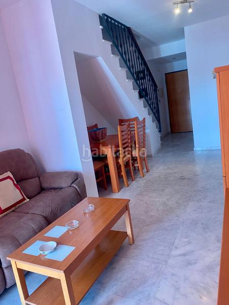 Foto b2d6d85d-9709-4901-8c9f-8dd59bc98185. Piso espectacular duplex atico en pleno centro ascensor y garah en Dos Hermanas