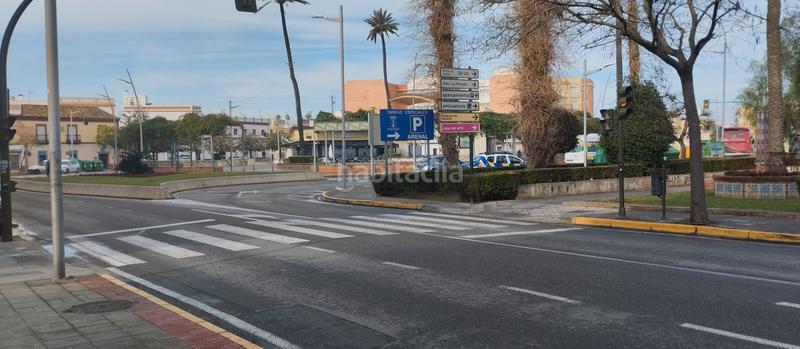 Foto f3ef5da1-d690-4095-9984-eb6d74a6a23a. Parking voiture dans calle manuel calvo leal 8 dans Dos Hermanas