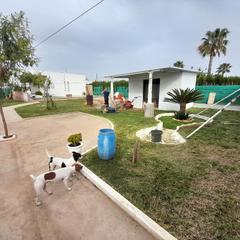 Lloguer Xalet a Plaza de andalucía 6. Se alquila chalet sin amueblar solo cocina amueblada