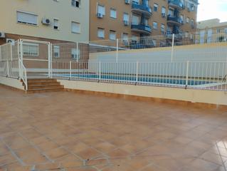 Appartement  Avenida de españa. Negociables con ascensor piscina garaje y trastero