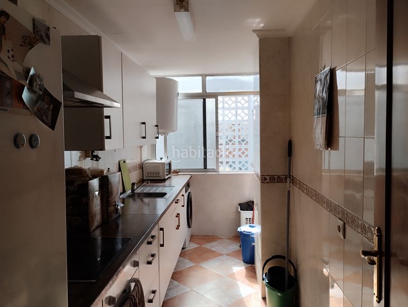 Foto 96e87f05-9da8-4747-b17c-94d36619ba7b. Pis amb calefacció a Arco Norte - Avda España Dos Hermanas