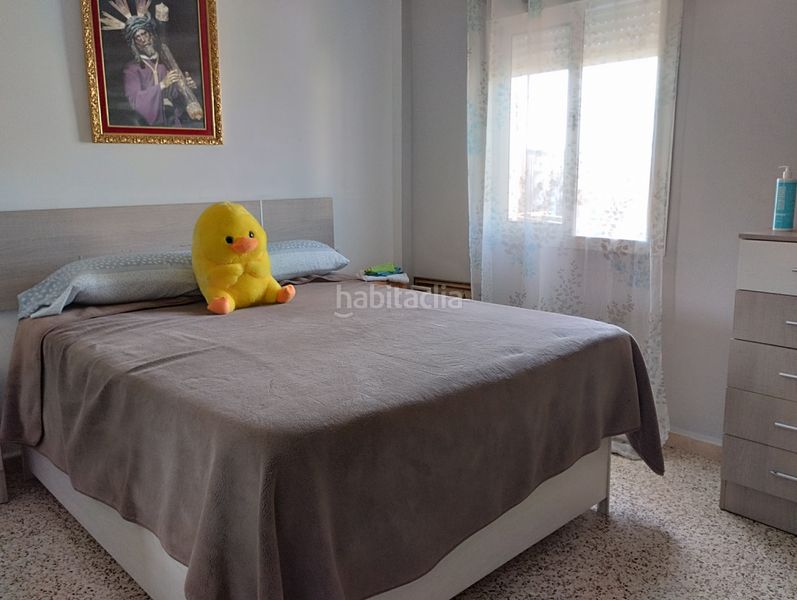 Foto a5b43ff5-36e5-4518-a786-aad5e8f79bfc. Pis amb calefacció a Arco Norte - Avda España Dos Hermanas