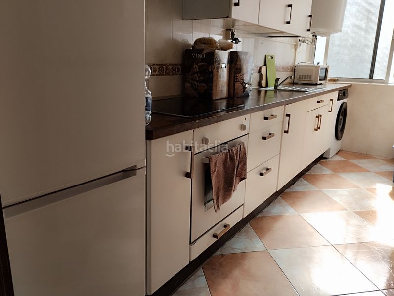 Foto cf846944-f3df-4e1c-b0fe-2c02cd5fdd30. Pis amb calefacció a Arco Norte - Avda España Dos Hermanas