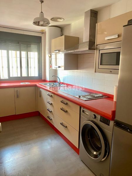 Foto 85e76c9b-f880-46c4-b1ea-8a6fc3f87023. Pis amb calefacció aparcament a Centro - Doña Mercedes Dos Hermanas