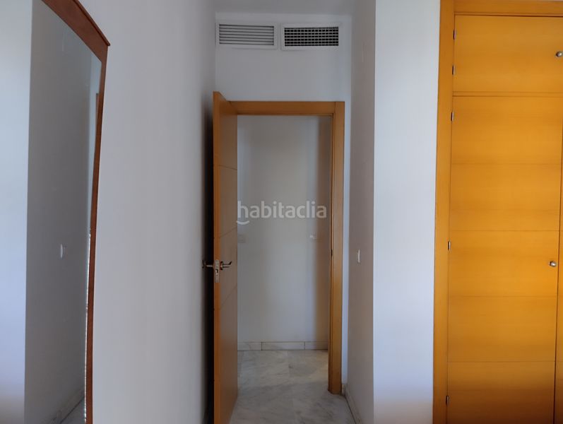 Foto d4303927-0ccb-40d3-96af-6e10062b727c. Pis amb calefacció aparcament a Centro - Doña Mercedes Dos Hermanas