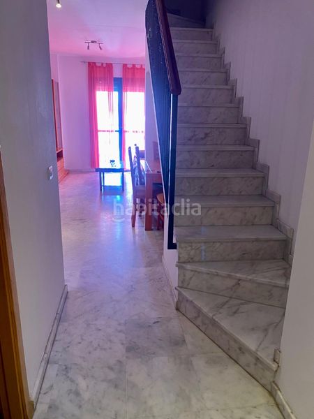 Foto a3be4df3-ad6c-4941-a8eb-4a769c6073f9. Dúplex amb calefacció aparcament a Centro - Doña Mercedes Dos Hermanas