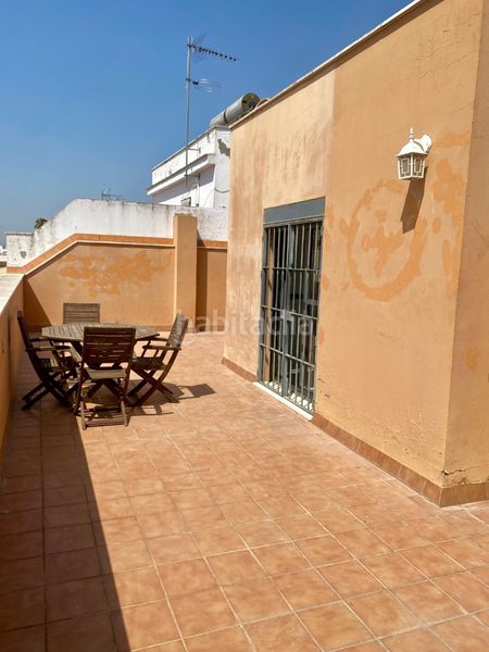 Foto f81060ea-875e-420f-bb3f-20f055004672. Dúplex amb calefacció aparcament a Centro - Doña Mercedes Dos Hermanas