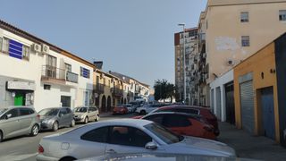 Car parking  Calle pintor amalio garcía del moral. Gran plaza de garaje en venta