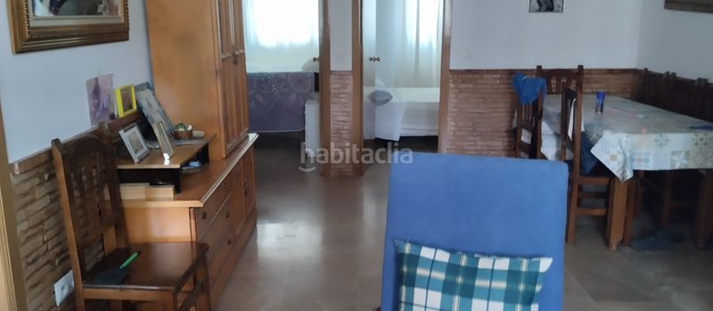 Foto 0d4cf1b8-eead-47a5-9e54-b836b2a6b3ab. Chalet magnifica parcela con piscina no hipotecable en Dos Hermanas