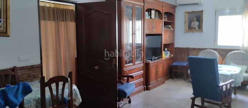 Foto a092e1b9-efa9-4a68-881b-18bb199d261a. Chalet magnifica parcela con piscina no hipotecable en Dos Hermanas