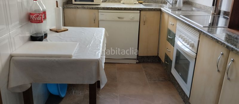 Foto c7c0ee43-86dc-4664-af72-a9aa95333f89. Chalet magnifica parcela con piscina no hipotecable en Dos Hermanas