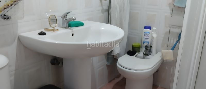 Foto df94b466-94c6-43b9-85a0-f27746115b5a. Chalet magnifica parcela con piscina no hipotecable en Dos Hermanas