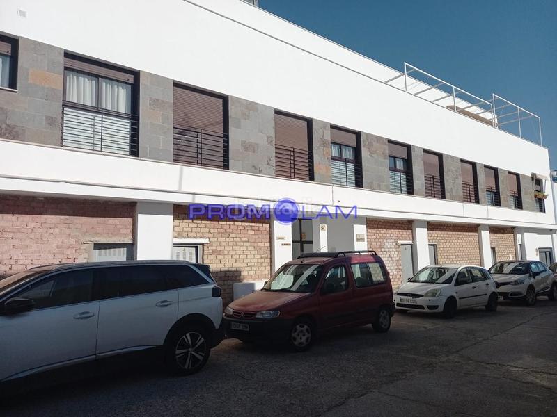 Foto 615ed8db-f574-41de-ad97-9cb7cea26b9c. Locale commerciale in Pilas