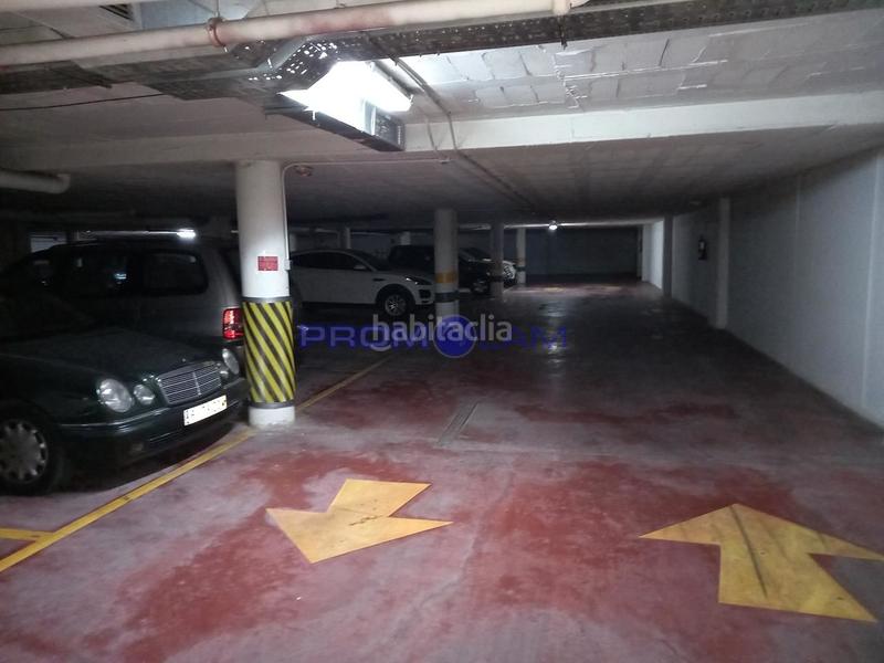 Foto 326932a5-65ff-46fa-8d61-53f7401e664c. Autoparkplatz in Bollullos de la Mitación