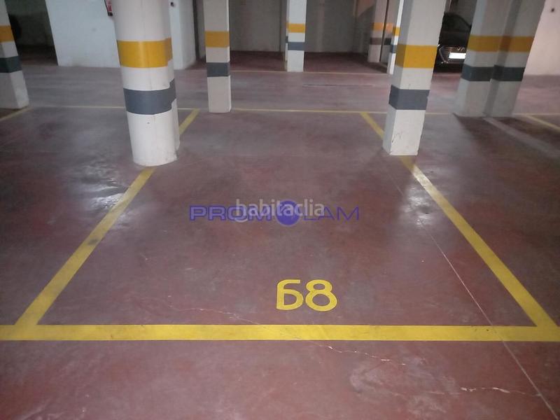 Foto 62386048-d796-4220-9d75-2ec2f1a4a547. Posto auto in Bollullos de la Mitación