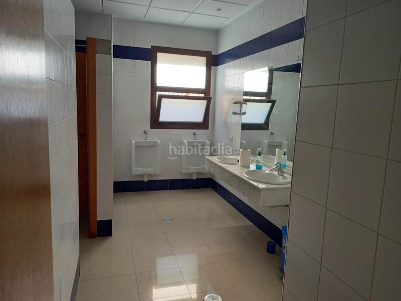 Foto e0a8aad4-95e0-438c-8178-f69ba83f7a2f. Ufficio in Bollullos de la Mitación