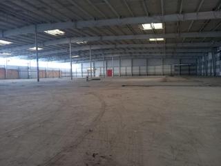 Fabrikhalle  De la trinidad. Nave 1.050 de superficie en moron de la frontera