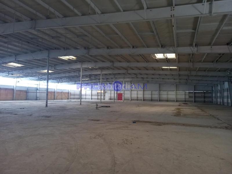 Foto 41c8a33c-120b-431a-9577-f176b72232c0. Nau industrial a Morón de la Frontera