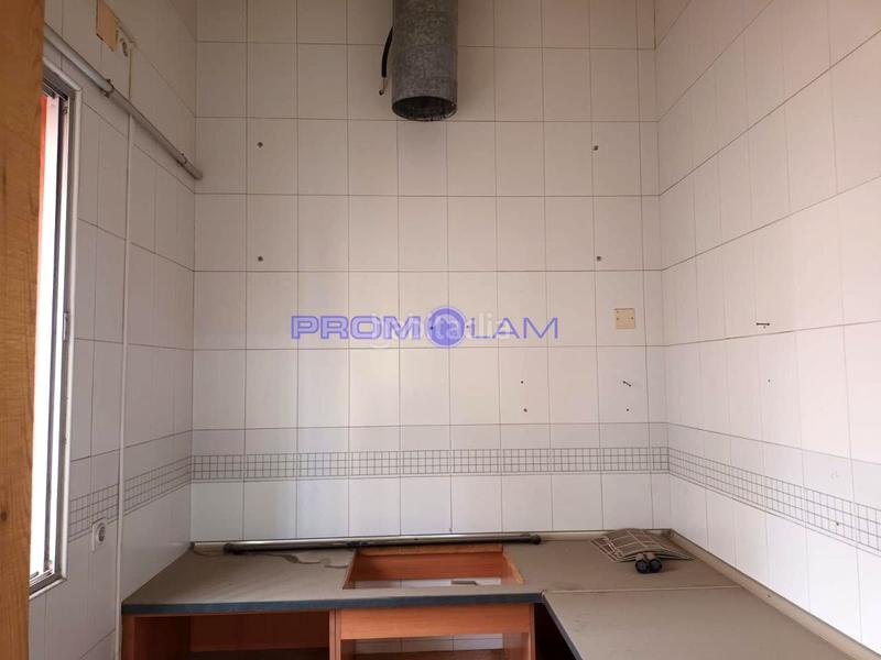 Foto 76ffcbd7-1121-4e2f-9f4e-d30f432f8849. Geschäftsraum in Coria del Río