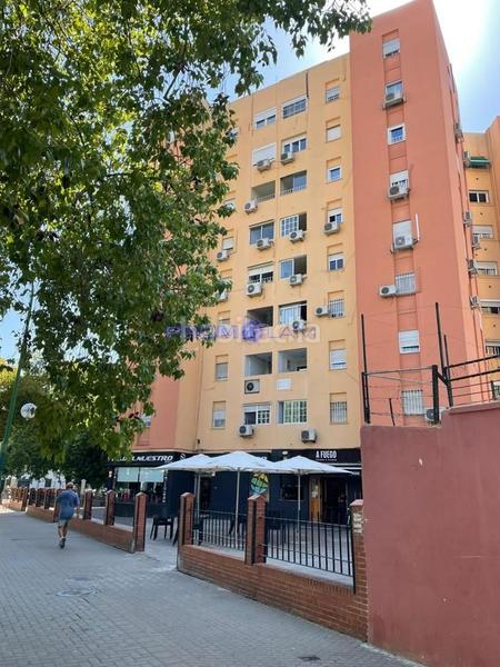 Foto 1631555c-473b-4cc7-8d5b-ea06eb03c074. Pis amb aparcament a El Porvenir Sevilla