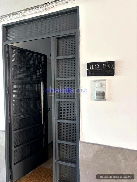 Foto c3567d23-f987-4265-aa23-63bb6dbae197. Erdgeschoss in Triana Casco Antiguo Sevilla