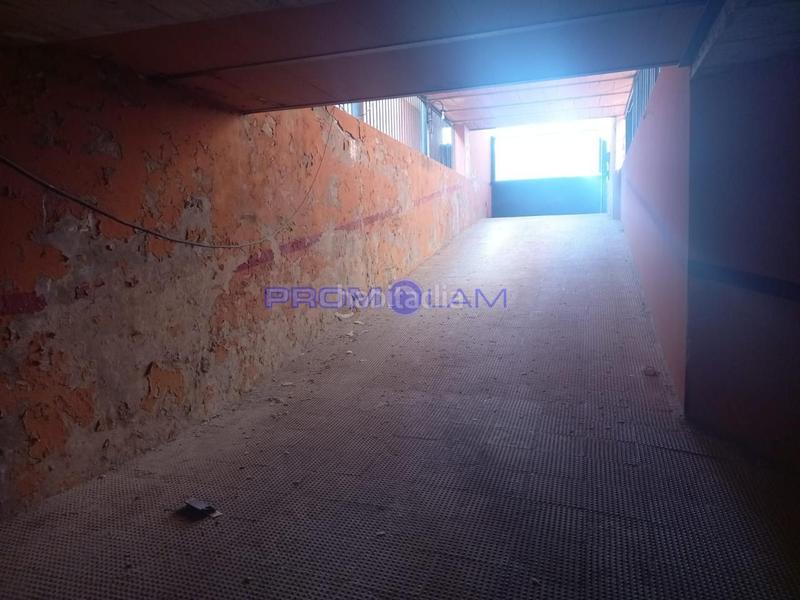 Foto 3828d2b4-7dca-487d-a8df-d6482578d733. Aparcament cotxe a Aznalcóllar