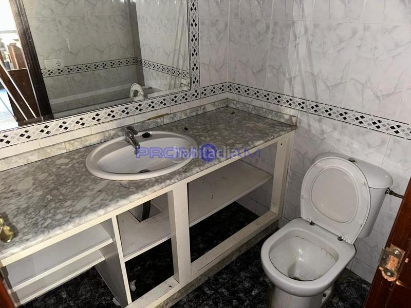 Foto 8566d6a3-87f6-4323-a39f-bf2e2fb2b584. Haus mit parking in Coria del Río