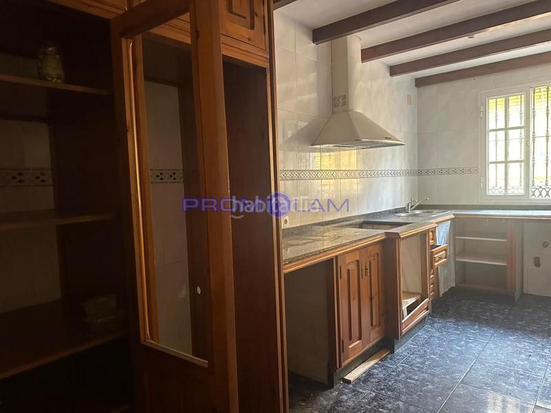 Foto 9a1e6d66-575b-4ddf-9dca-454593c6df09. Haus mit parking in Coria del Río