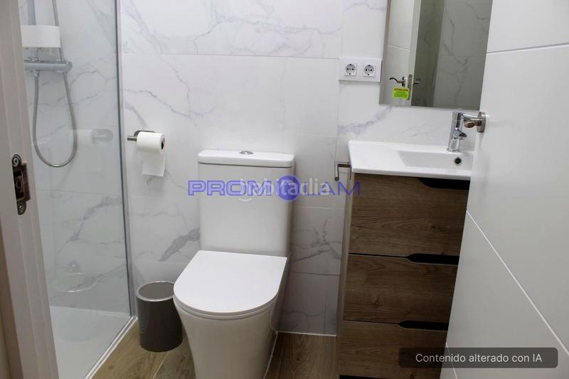 Foto d7d01848-c200-4593-8b38-ebab2f106fc0. Location rez-de-chaussée dans Triana Casco Antiguo Sevilla