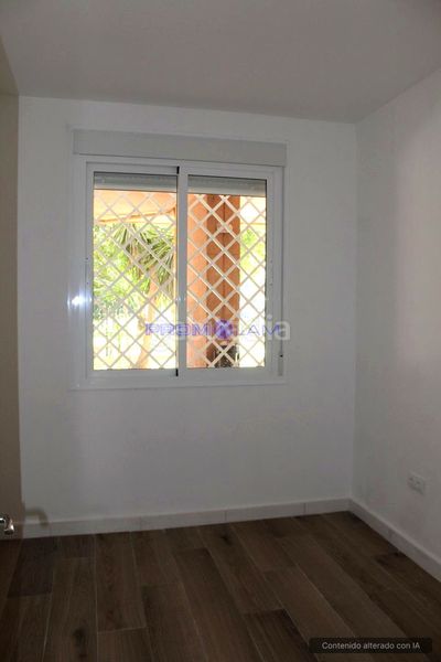 Foto 9f6cc599-6948-4f8d-82ae-aa2a2b62aa0a. Planta baixa a Urbadiez - Entrepuentes Sevilla