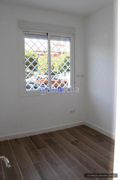 Foto 0e961690-e423-4f6d-83c2-a1d80bf632c3. Erdgeschoss in Urbadiez - Entrepuentes Sevilla