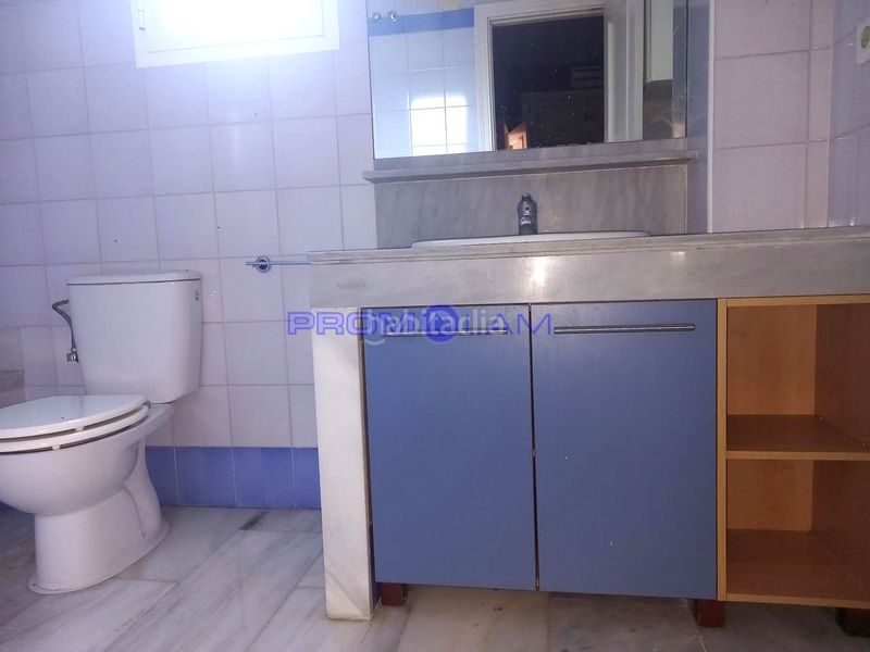 Foto 252232d1-1aa9-4de4-be56-ed39a3e12fcf. Casa amb piscina a Bollullos de la Mitación