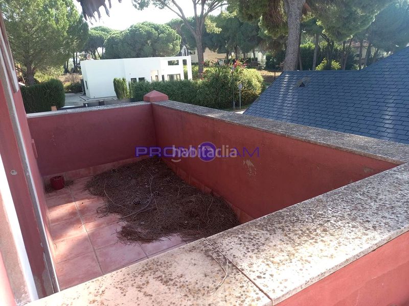 Foto 3a665e44-98ed-4a18-9d33-542497e15f52. Casa amb piscina a Bollullos de la Mitación