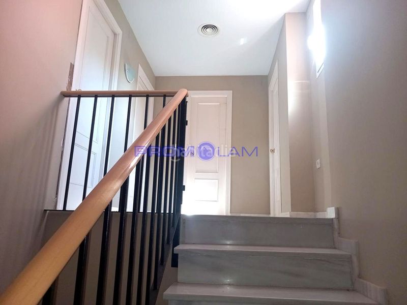 Foto 56841341-2388-4889-ac5f-d0e301b212e8. Casa amb piscina a Bollullos de la Mitación