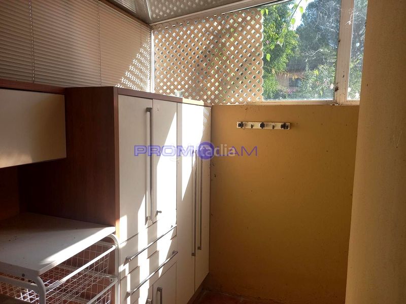 Foto a973385e-a74f-47c8-9fe8-77df2e38379f. Casa amb piscina a Bollullos de la Mitación